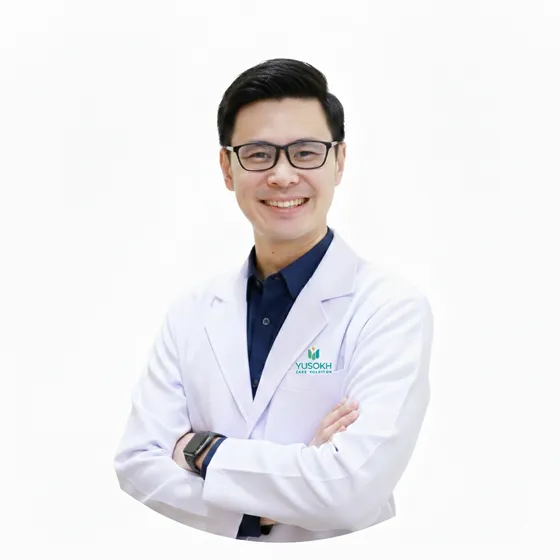 นพ. อาทิตย์ ภักดีวิเศษกุล